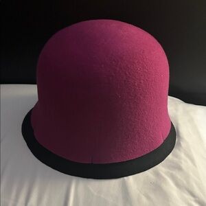 The hat company Filippo Catarzi Fuchsia wool Women's Hat